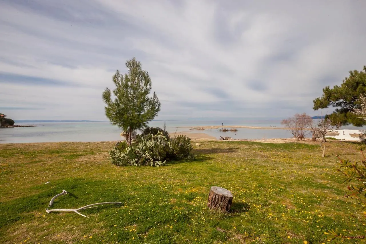 Nikiti Blue Lagoon! Villa